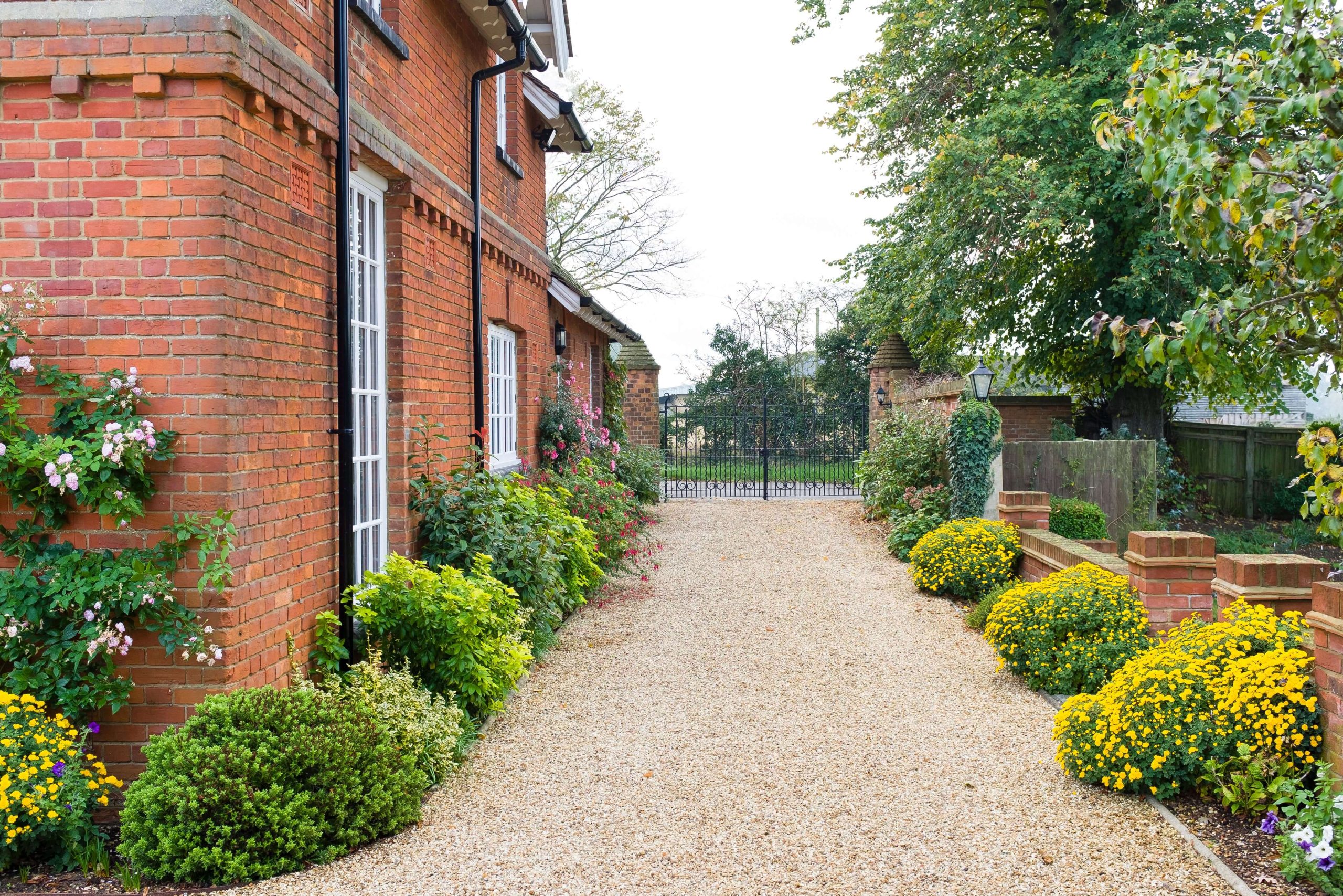 Gravel Driveways Ashtead KT21